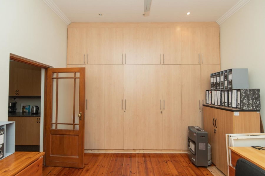 Commercial Property for Sale in Richmond Hill Eastern Cape